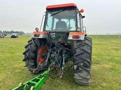 Kubota M8950DT w/ Allied 794 Front End Loader