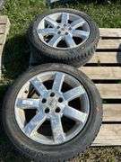 Pair of Nissan tires/rims 215/55R17