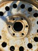 Bridgestone tire/rim P265/70R17
