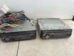 Quantity of car radios condition unknown