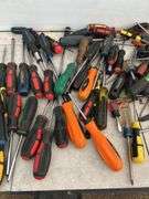 Large quantity of screwdrivers etc.