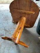 OFFSITE MELFORT: Oak Table