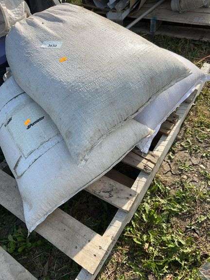 3 sacks of mixed deer feed