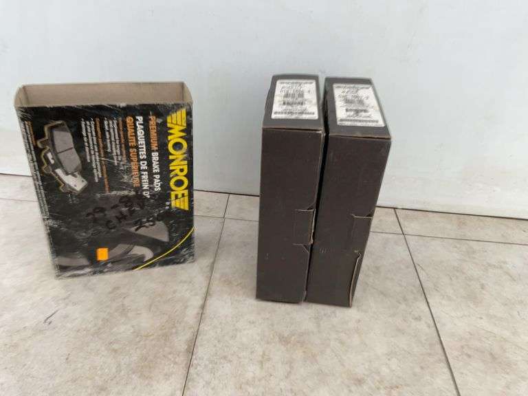 Front and rear Monroe brake pads for 79 to 86 Chevy 2500