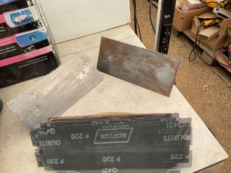 Working Mastercraft tile saw etc.