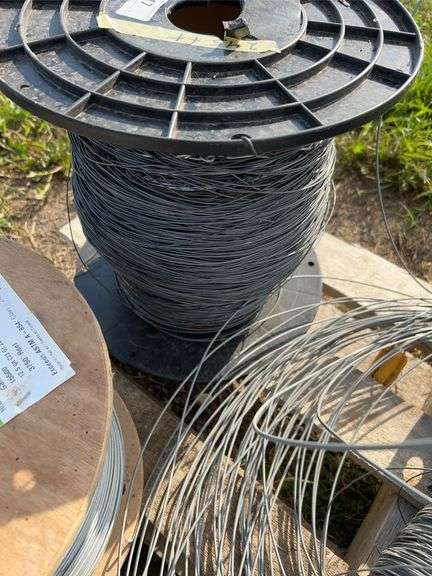 Qty of low and high tensile fencing wire