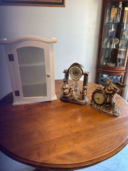 OFFSITE MELFORT: Cabinet bathroom (12x19x6.5 inches)2 mantel clocks