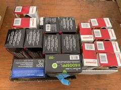 Qty of 25W light bulbs, disposable masks, nitrile gloves