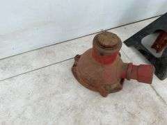 2 ton screw jack and a pair of jack stands