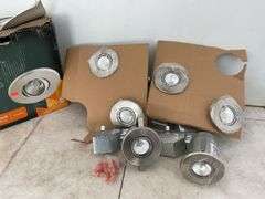 6 unused recessed swivel pot lights