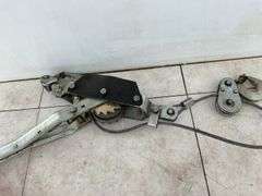 A strap come a long and a cable come a long