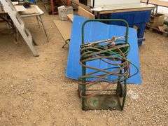 Acetylene cutting torch comes with gauges cart and brazing tip