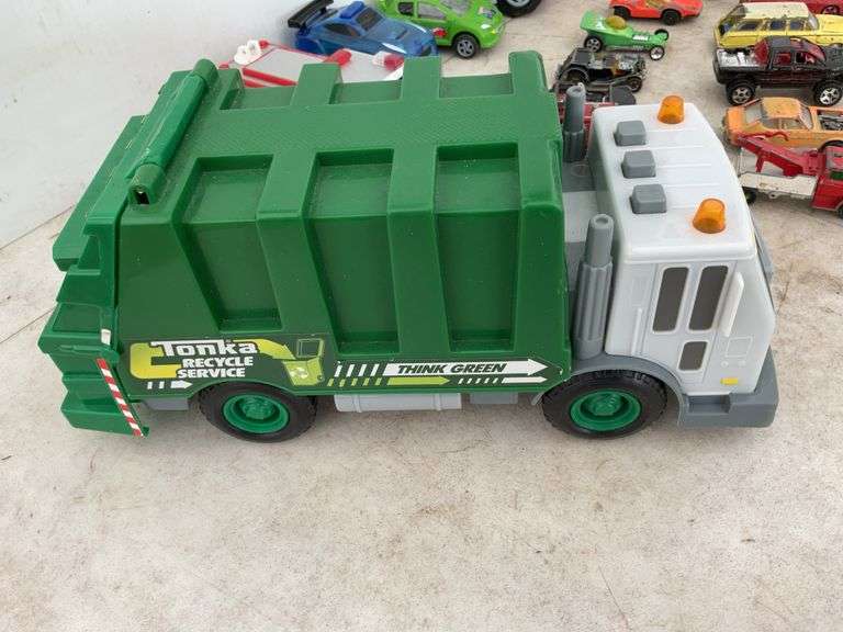 Quantity of miscellaneous toys