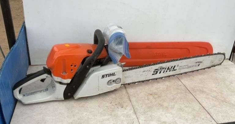 Hardly used MS 391, 25" Stihl chainsaw - owner says good working condition