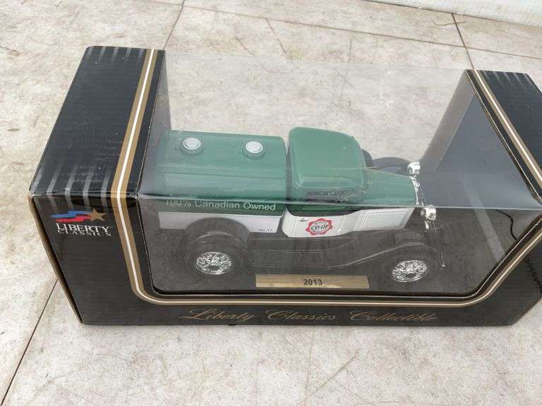 Co-op Ford Model A Tanker