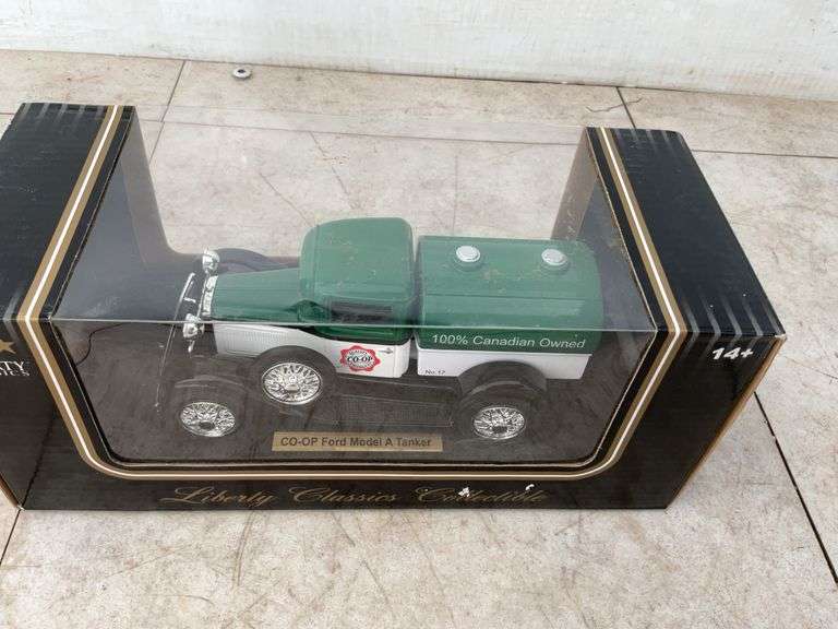 Co-op Ford Model A Tanker