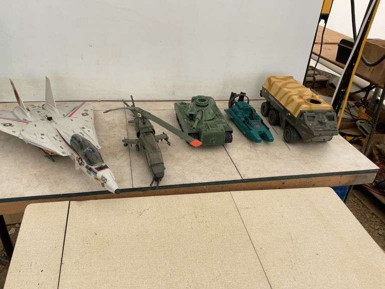 Quantity of G.I. Joe toys