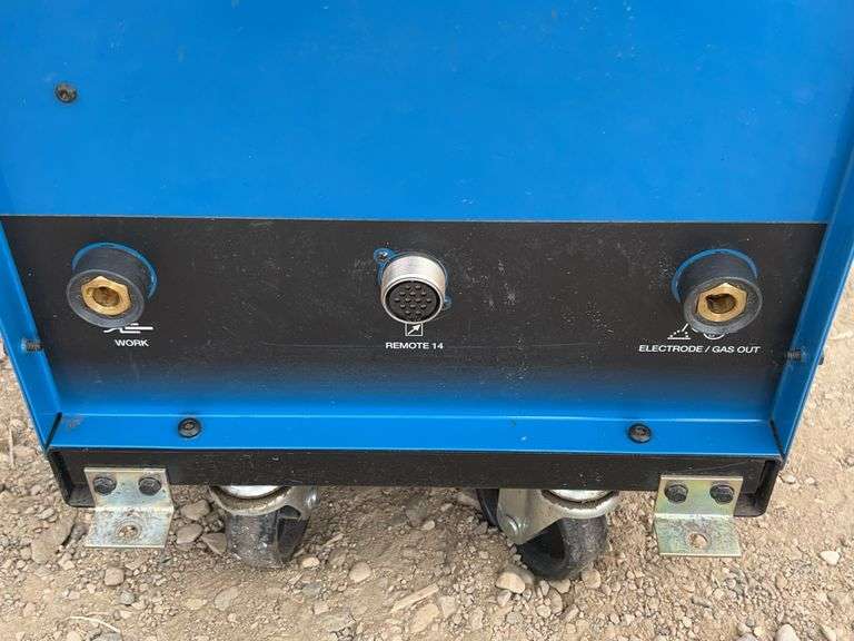 Miller Syncrowave 180SD tig welder c/w torch & foot pedal