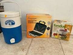 Postmaster sandwich grill, fondue, Coleman water jug
