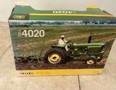 John Deere 4020 narrow front end - 1/16 scale - in orginal box