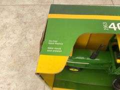 John Deere 4020 narrow front end - 1/16 scale - in orginal box