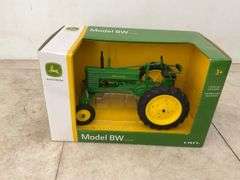 John Deere Model BW Styled - 1/16 scale - in original box