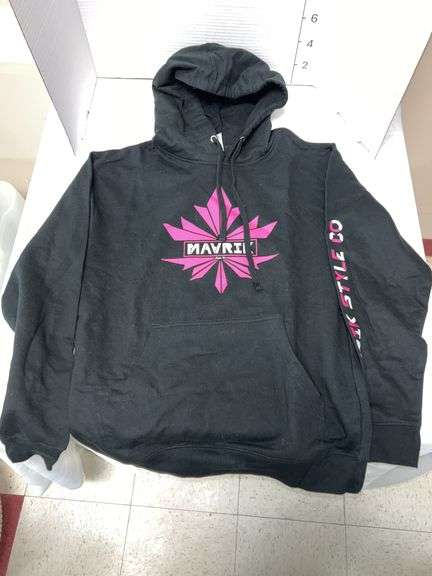 Hoodie size Medium - Mavrik