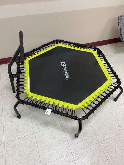 Trampoline - Mini (missing 2 bolts for handle)