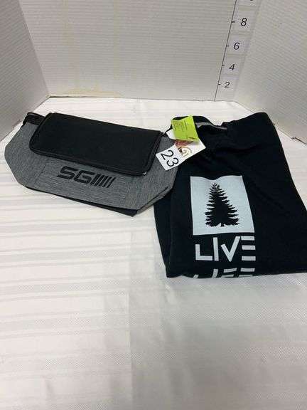 Lunchbag & XL Sweater