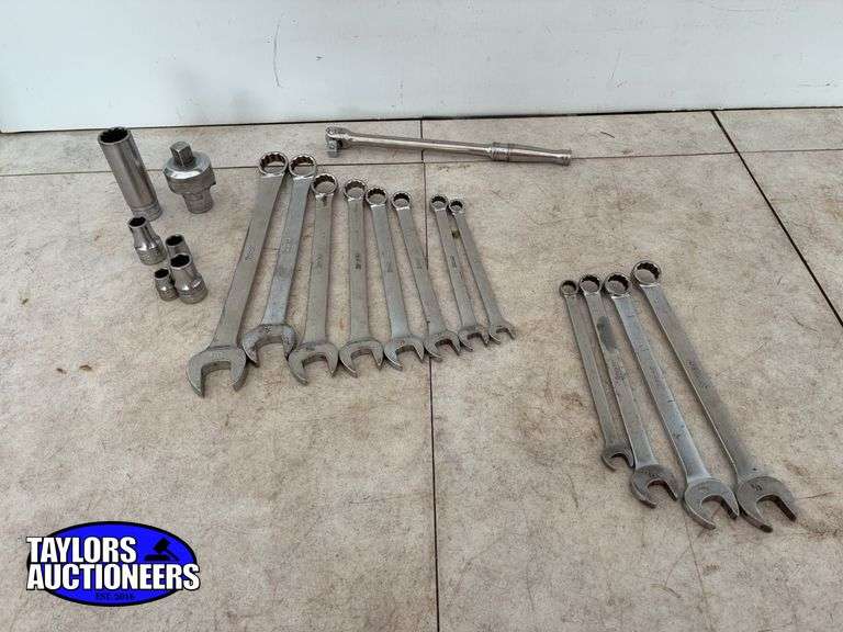 Qty of Snap-on tools