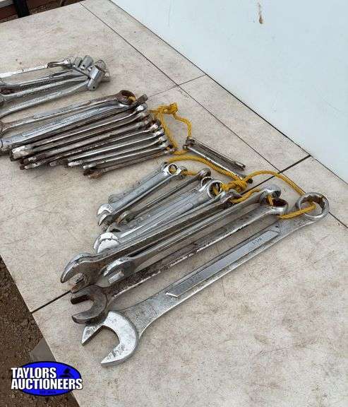 Quantity of SAE combination wrenches