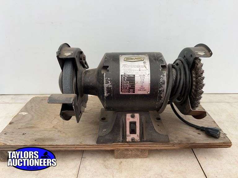 1/4 hp Ultra Pro bench grinder- works
