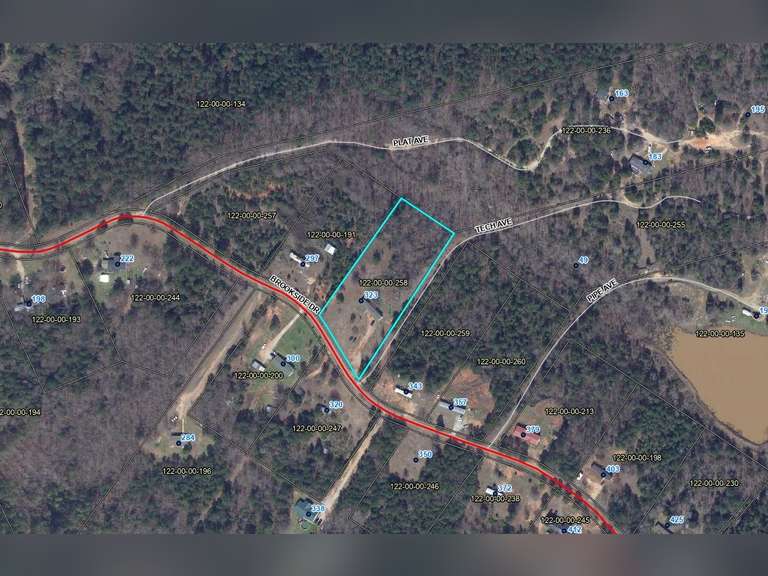 323 Brookside Dr, Abbeville, SC