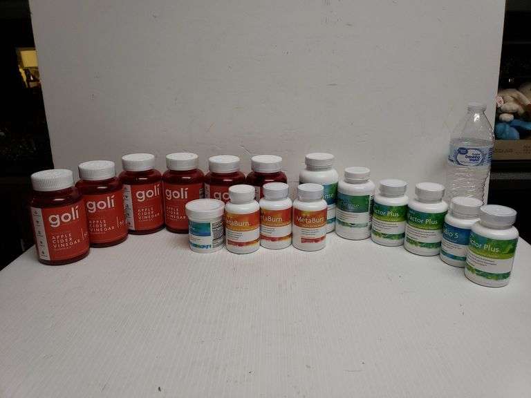 (6) Bottles Goli Apple Cider Vinegar Gummies (Expired) & (10) Bottles