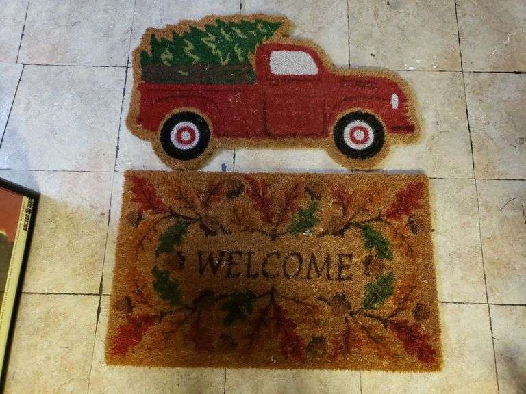 (2) Outdoor Rugs Fall Leaves & Christmas Red Truck Trice Auctions