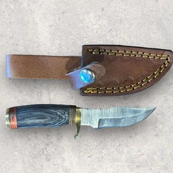 Premium Damascus Skinning Knife with Rosewood and Olive Wood Handle