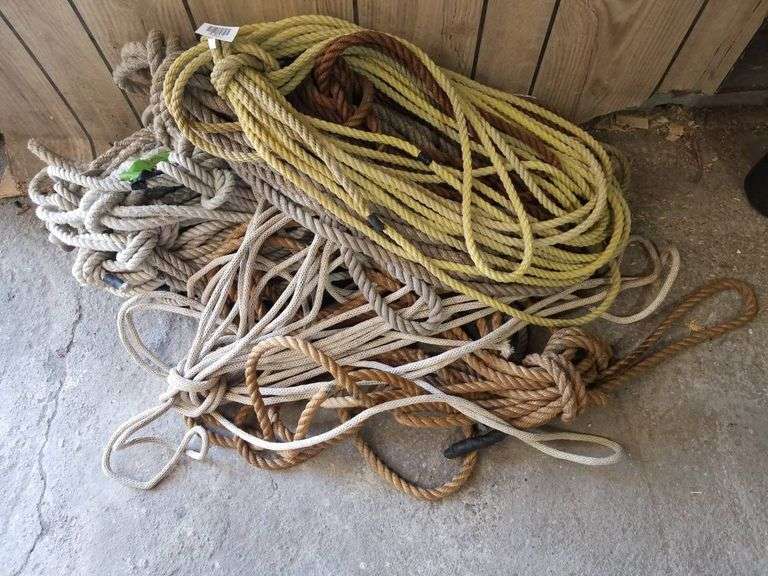 1700s Rope Color Large Lot of Various Sizes of Ropes in Mixed Colors - Trice Auctions