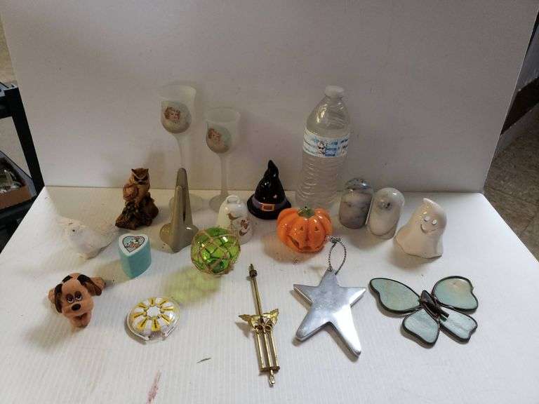 Decorative Figurines and Small Decor Items - Trice Auctions