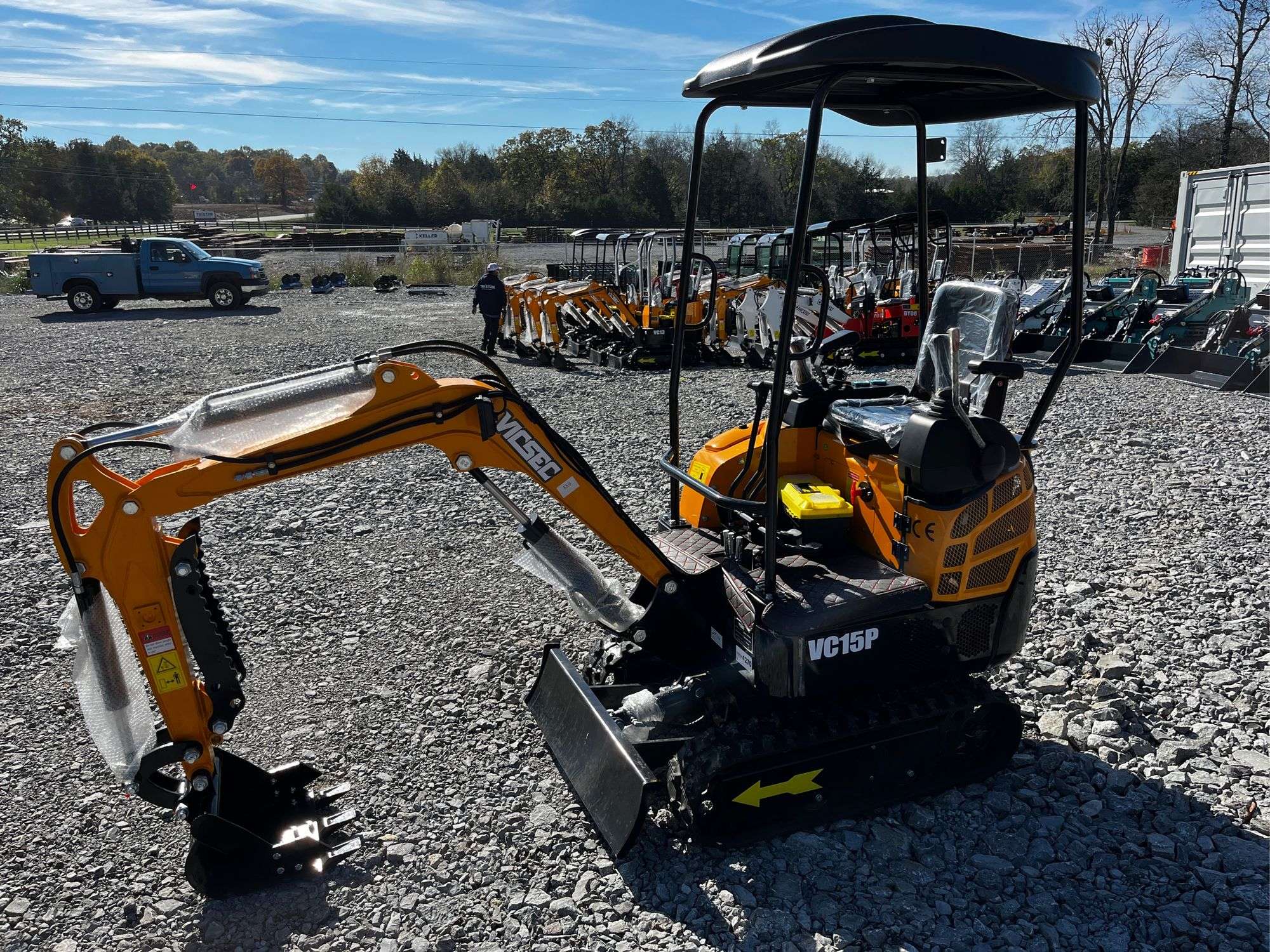 NEW 2025 VICSEC VC15P Mini Excavator - TriStar Auction Group