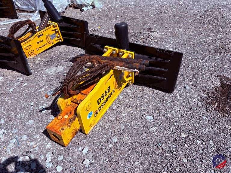 Unused DS Break DS68 Hydraulic Breaker Attachment