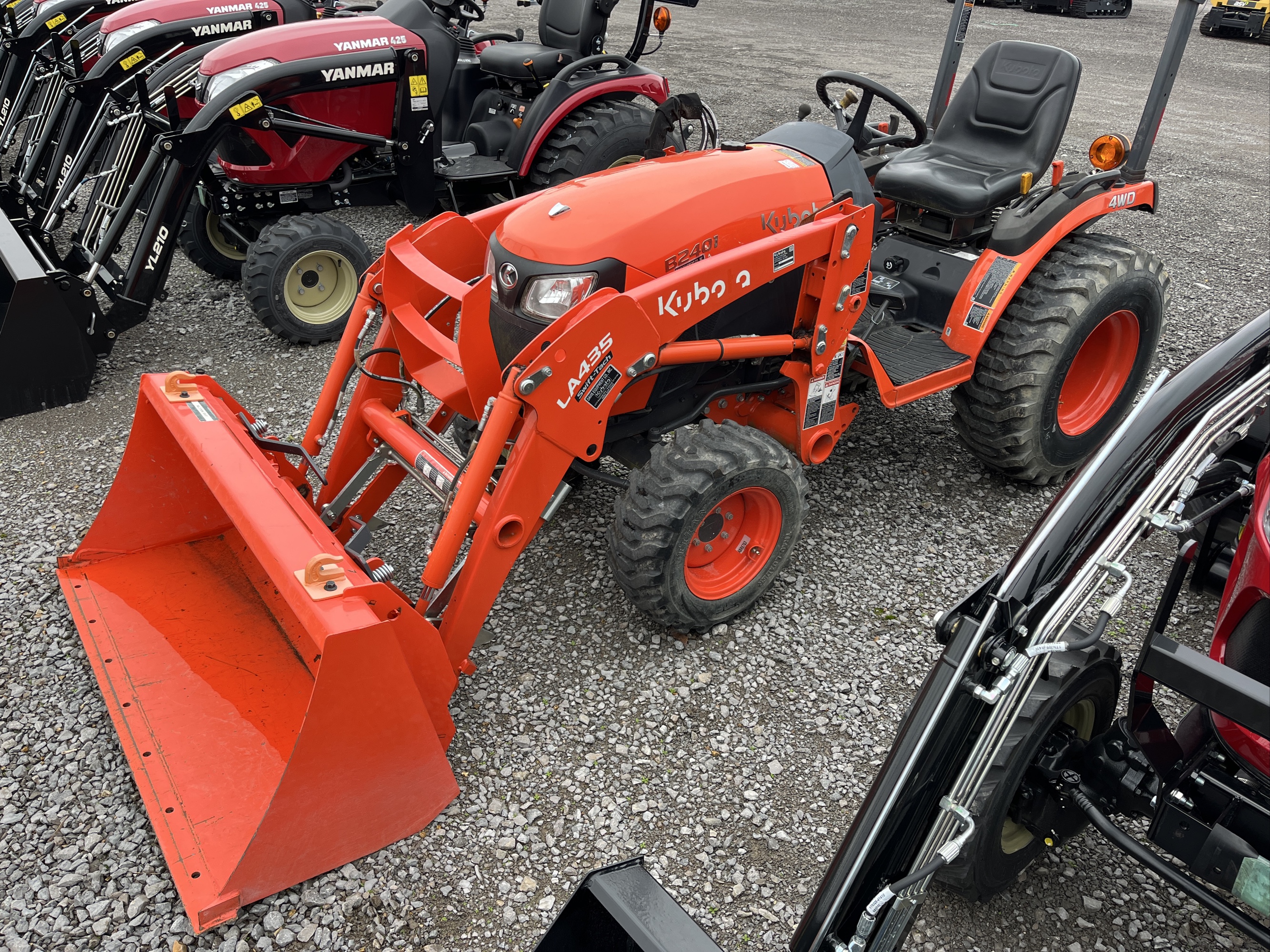 0 Kubota B2401D Farm Tractor