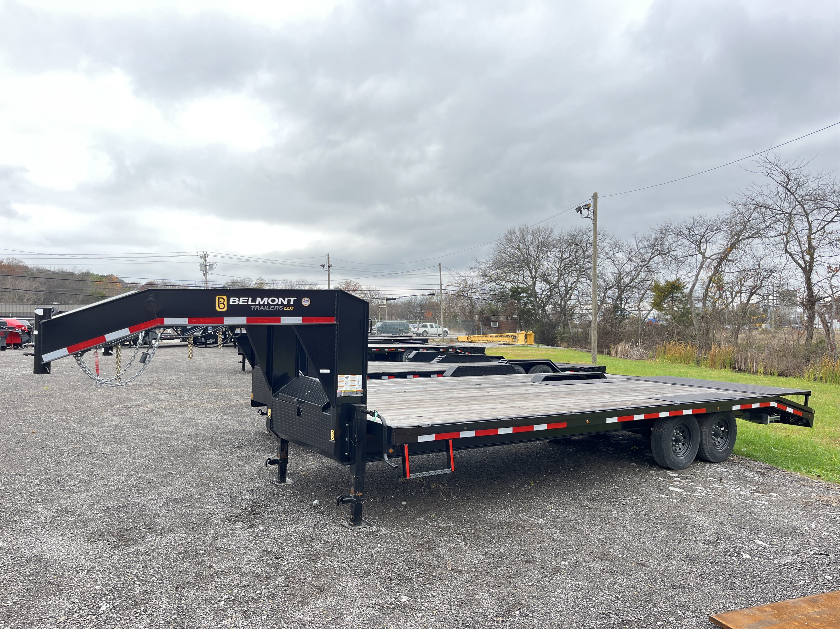 0 Belmont T/A 24’ Flatbed Gooseneck Trailer