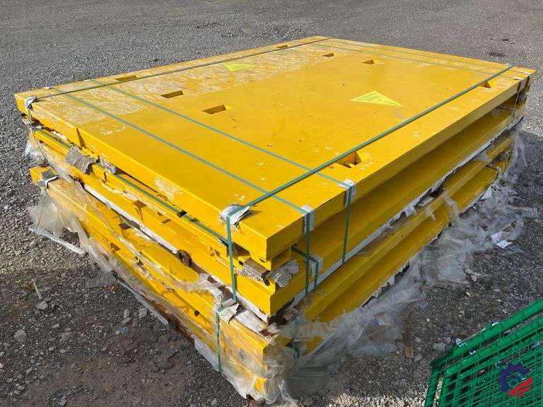 Unused  Trench Box