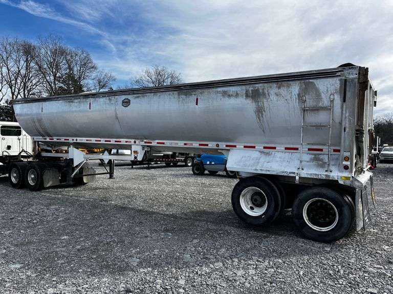2004  41’ MAC   Frameless Style  T/A  Dump Trailer
