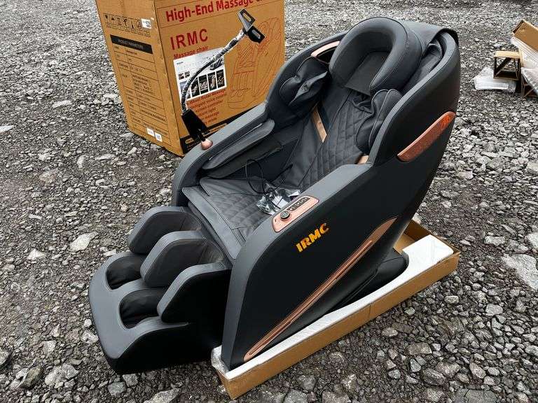Unused 2025 IR IRMC MASSAGE CHAIR