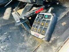 2011  FREIGHTLINER  M2 106  Mechanics Truck