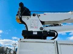 2011  FREIGHTLINER  M2 106  Mechanics Truck
