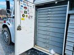 2011  FREIGHTLINER  M2 106  Mechanics Truck
