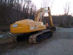 2004  John Deere  230C LC  Hydraulic Excavator