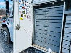 2011  FREIGHTLINER  M2 106  Mechanics Truck